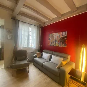  Apartment Marais Arev