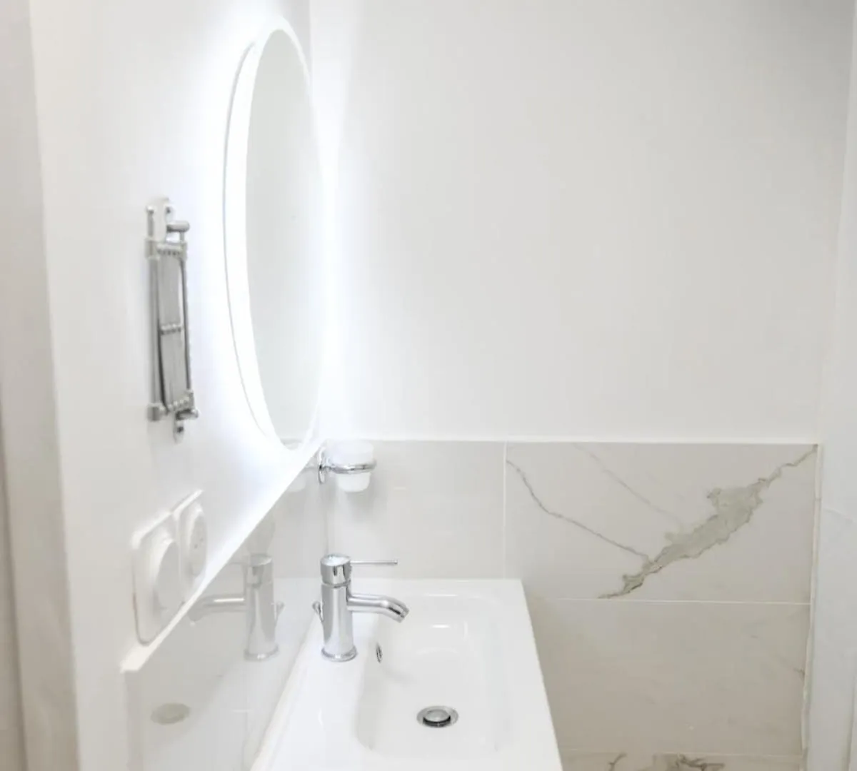 Chic Apartment On The Champs-Elysees With Ac Paris