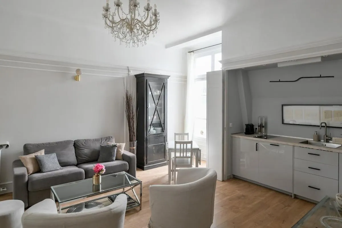 Chic Apartment On The Champs-Elysees With Ac París Francia