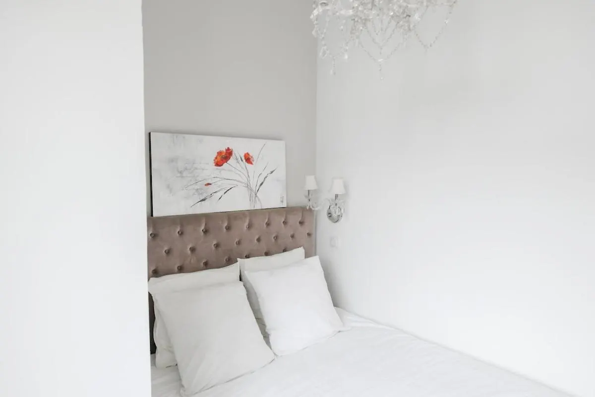 Chic Apartment On The Champs-Elysees With Ac Paris